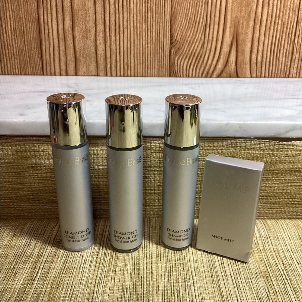 Natura Bissé Diamond Collection Set Exclusive Collection for Trump Hotels
